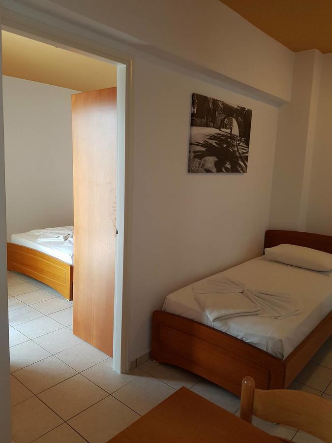 Agrellis Apartahotel 3*